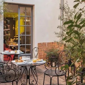 Otel Le Petit